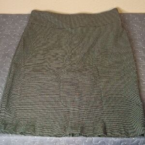 SOHO Classic Black Checkered Skirt size medium